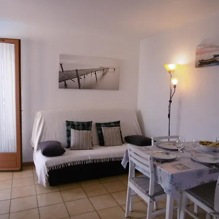 Saint-pierre-la-mer - T2 Cosy - Wifi - Parking Prive - A Pied - Fr-1-795-1 דירה פלורי