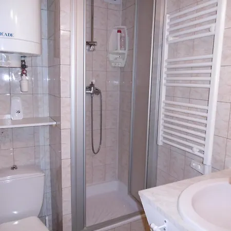 Saint-pierre-la-mer - T2 Cosy - Wifi - Parking Prive - A Pied - Fr-1-795-1 Apartmán