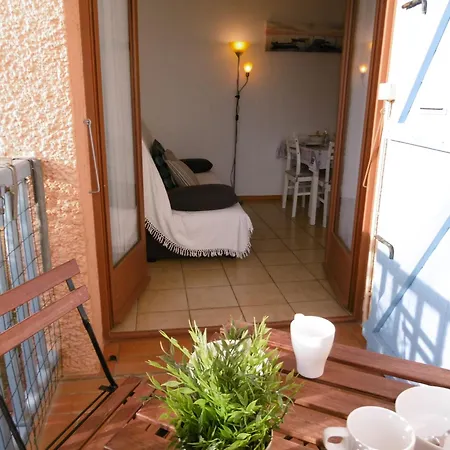Saint-pierre-la-mer - T2 Cosy - Wifi - Parking Prive - A Pied - Fr-1-795-1 Διαμέρισμα *