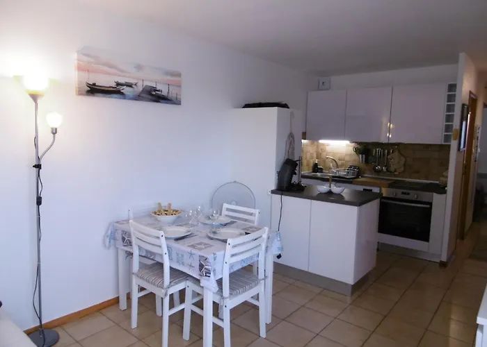Saint-pierre-la-mer - T2 Cosy - Wifi - Parking Prive - A Pied - Fr-1-795-1 דירה