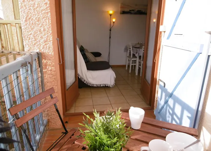 Saint-pierre-la-mer - T2 Cosy - Wifi - Parking Prive - A Pied - Fr-1-795-1 דירה *